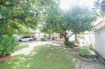 *****บ้านเดี่ยวมือสองย่านกรุงเทพฯ ม.จรัญสนิทวงศ์75 เนื้อที่กว้างขวางมากถึง 119 ตร.ว.  ฟังก์ชัน 3 ห้องนอน 3 ห้องน้ำ ที่จอดรถ 2 คัน พื้นที่หน้าบ้านกว้างขวาง บนทำเลแห่งการเดินทาง ใกล้รถไฟฟ้าสายสีแดงอ่อน "สถานีบางบำหรุ" และทางด่วน "ศรีรัช"